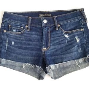 Abercrombie Distressed Shorts (Dark Wash). (Size 00)